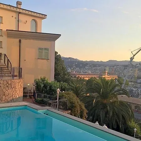 Sleeps 3 Air Con Wifi Vila