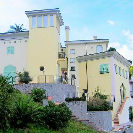 Vila Sleeps 3 Air Con Wifi